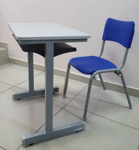 Conjunto Escolar Infantil c/ cadeira plástica